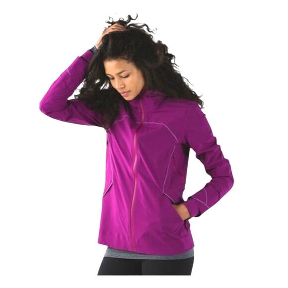 Lululemon Women's 8 Regal Plum Purple Water Wind Resistant Hooded Jacket - Picture 1 of 12